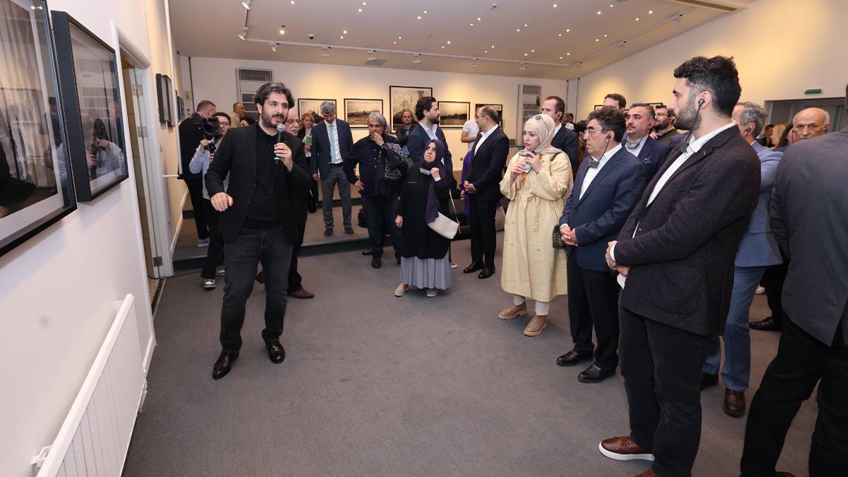 Yıldız Holding’de “Gök Kubbe” sergisi açıldı: İstanbul’un kubbelerine ışık, zaman ve hafıza üzerinden bakış