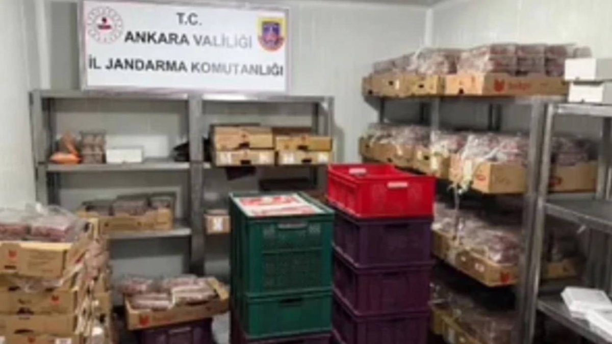 Ankara'da 40 ton kaçak et operasyonu