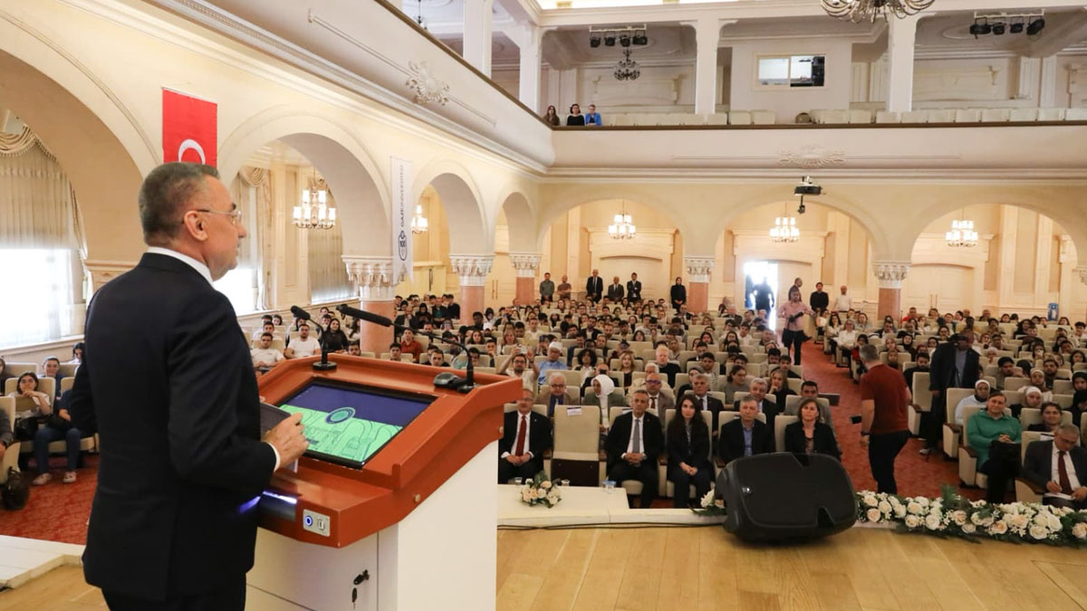 Fuat Oktay: Ülkemiz yeni bir uluslararası sistem arayışında bir kutup merkezi hâline geldi