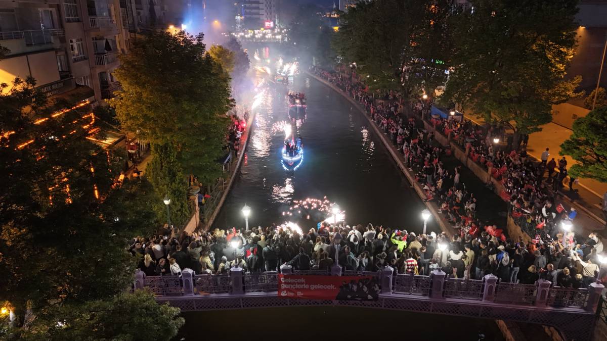 19 Mayıs’ta Eskişehirliler fener alayında buluşacak