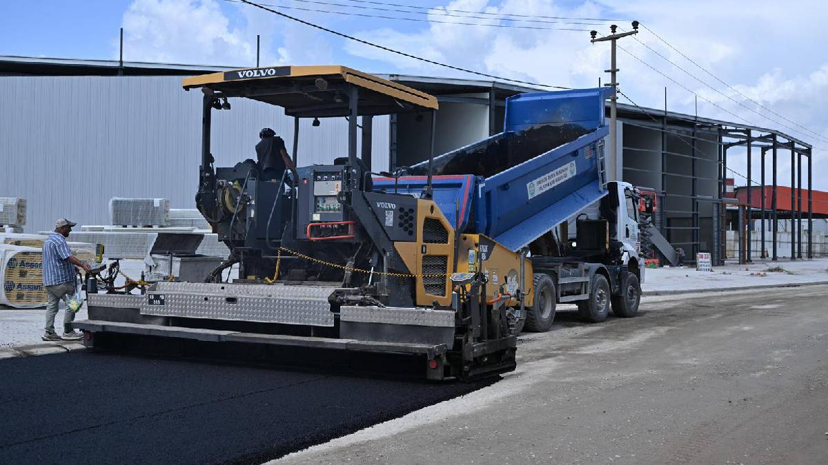 Turgutlu’nun önemli bağlantı yolunda yenileme çalışması