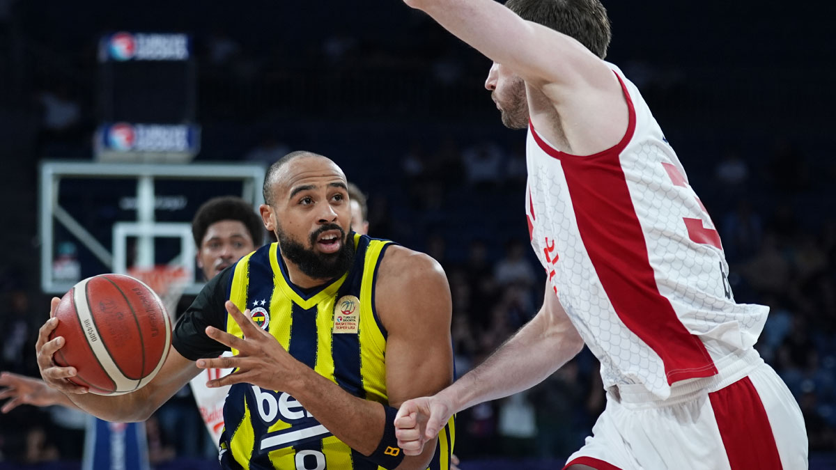 Fenerbahçe Beko, Basketbol Süper Ligi’nde sezonu lider tamamladı