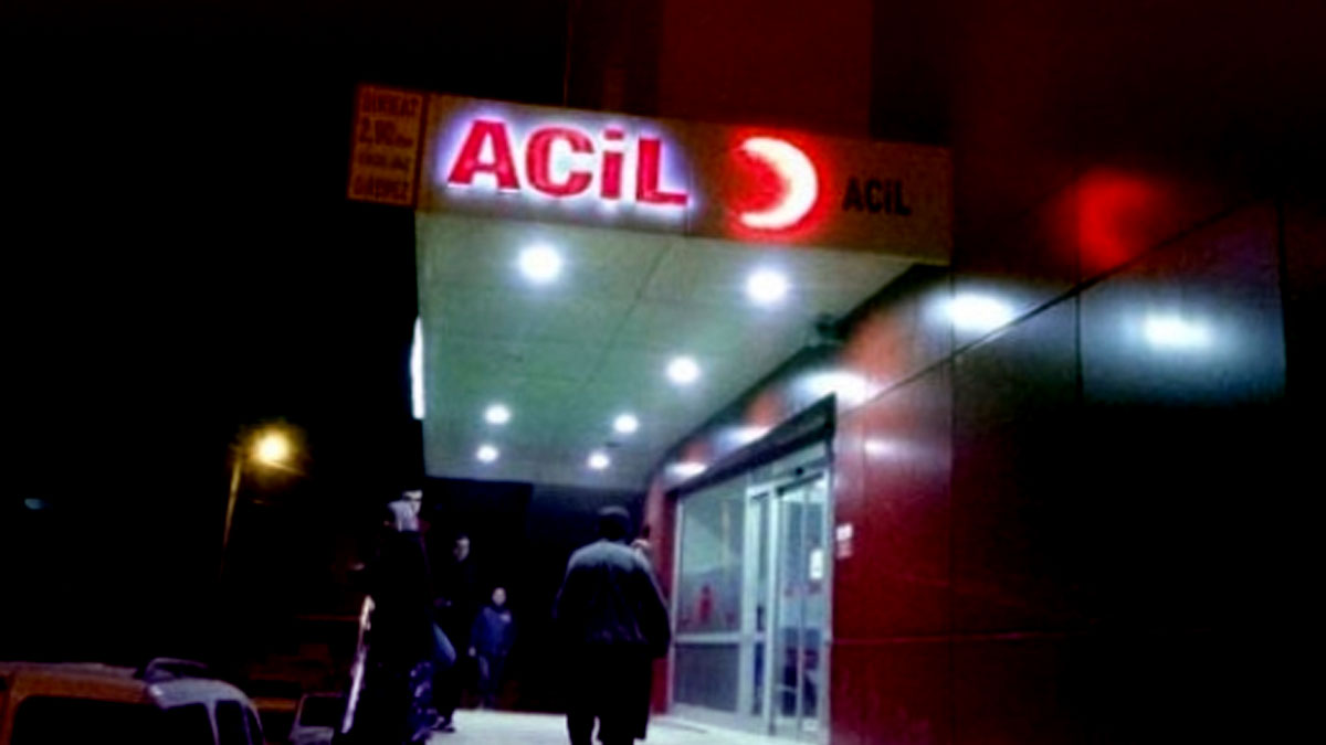 Devrilen traktörün altında kalan çocuk, yaşamını yitirdi