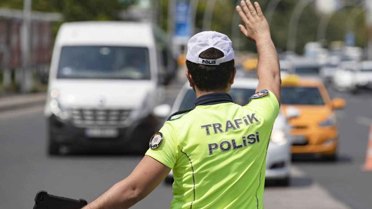İstanbul'da bazı yollar trafiğe kapatılıyor