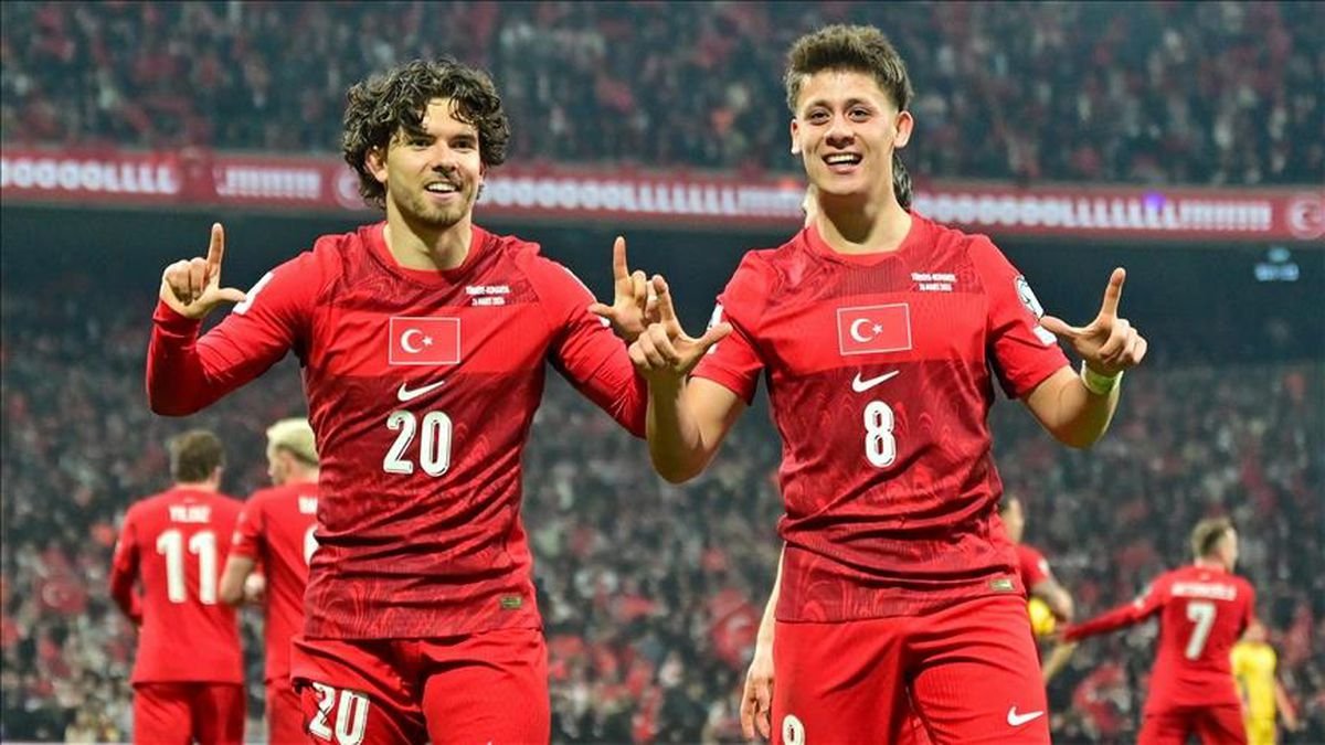 Milli takım sahaya iniyor: Türkiye Makedonya maç biletleri satışa çıktı mı? Hangi kanalda şifresiz mi yayınlanacak?
