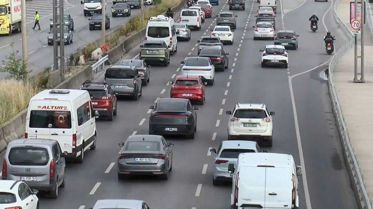 İstanbul’da sabah trafiği yüzde 51’e ulaştı