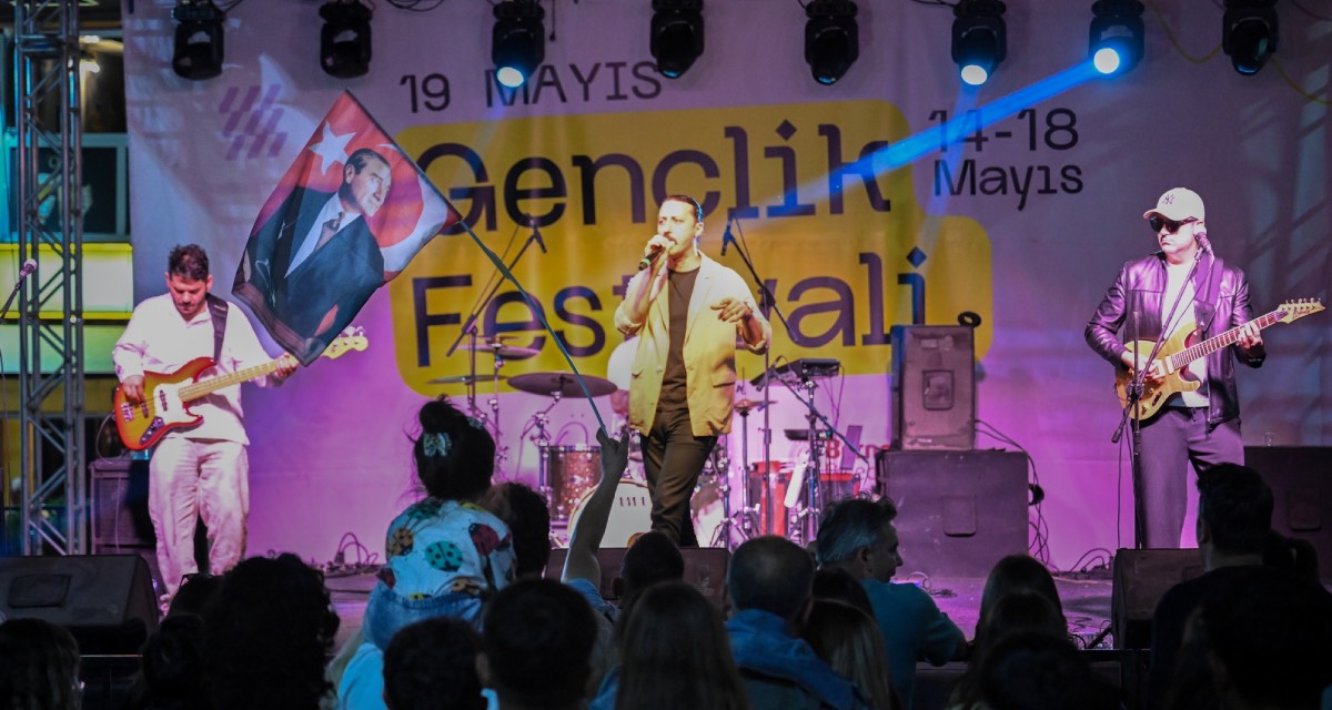 Bornova’da 19 Mayıs coşkusu festival ve turnuvalarla kutlandı