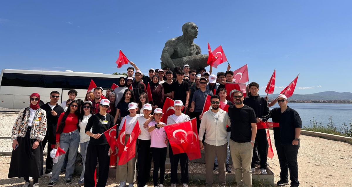 Esenyurtlu gençler 19 Mayıs’ta Çanakkale’yi ziyaret etti