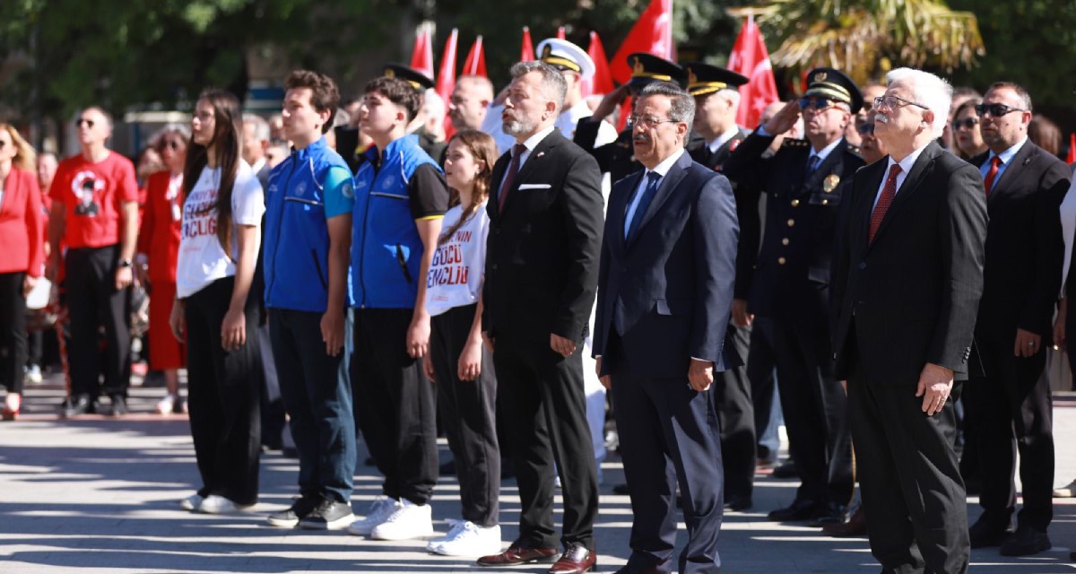 Burhaniye’de 19 Mayıs coşkusu törenler ve gösterilerle kutlandı