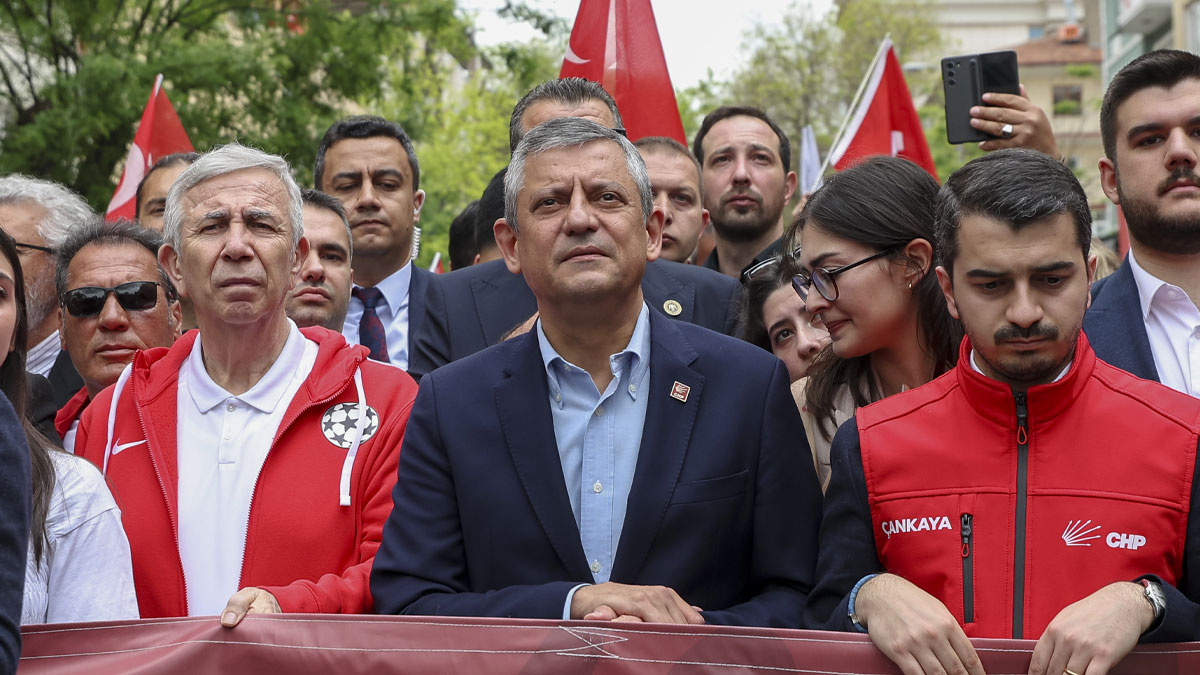 Özel’den ortak mücadele mesajı: 'Üçümüz üzerimize düşeni yerine getireceğiz'