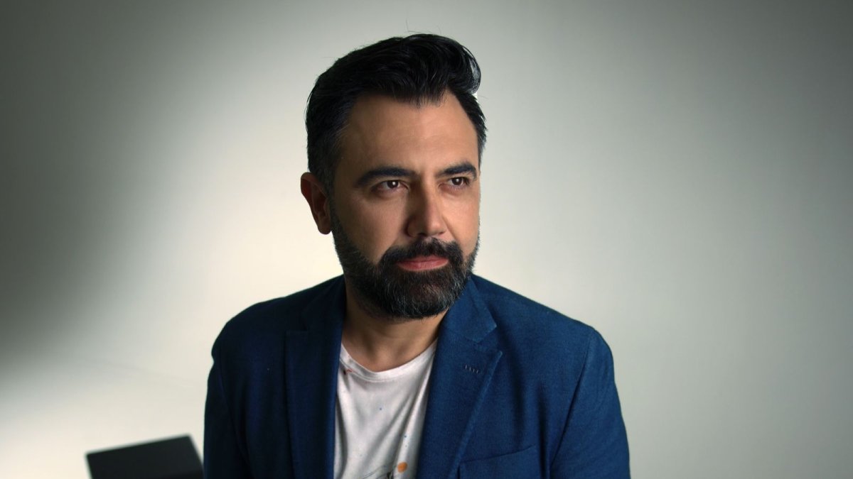 Gündüz diş hekimi, sahnede rock yıldızı: Pentagram'ın öğrencisi Anıl Doruk'tan çifte sürpriz