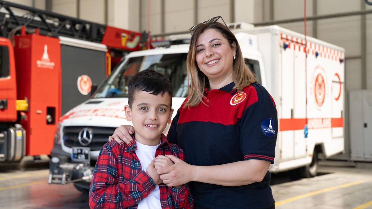 İki hayatın kahramanı: Gülden Demir, görevde hayat kurtarırken oğlu Bulut’un mücadelesinden güç alıyor