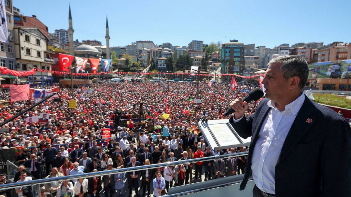 CHP'li 81 il başkanından ortak açıklama: Özel'e sonuna kadar sahip çıkacağız, oynanan tüm oyunları görüyoruz