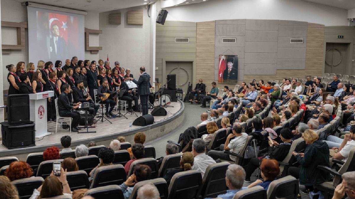 ADD Bornova’dan 19 Mayıs ruhuna yakışan anlamlı konser
