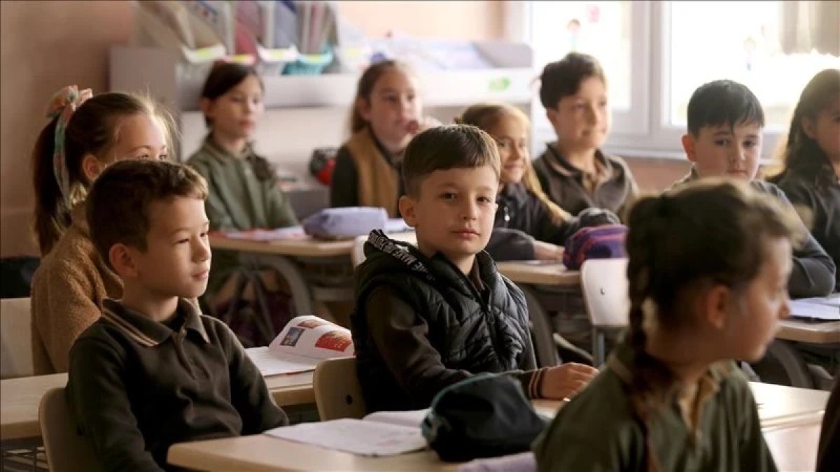 Pazartesi okul var mı 25 Mayıs 2026, üniversiteler tatil mi? MEB takvimi işlemeye başladı