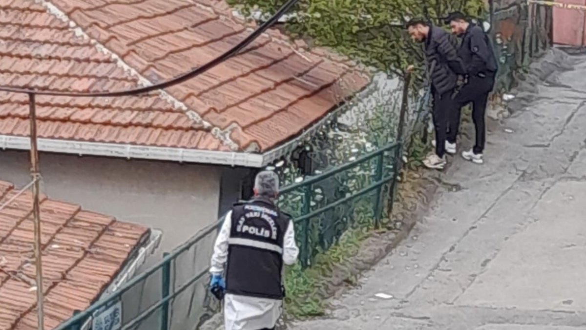 Sarıyer’de bahçede silah ve el bombası bulundu