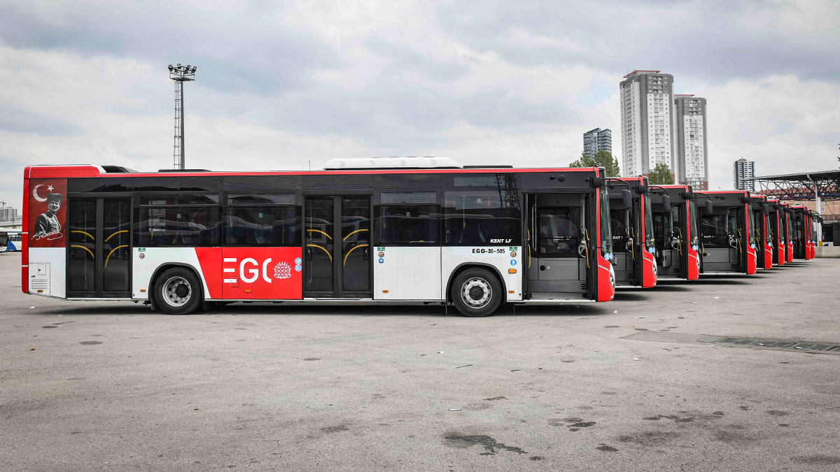 Son teknolojiye sahip 10 EGO otobüsü göreve başladı