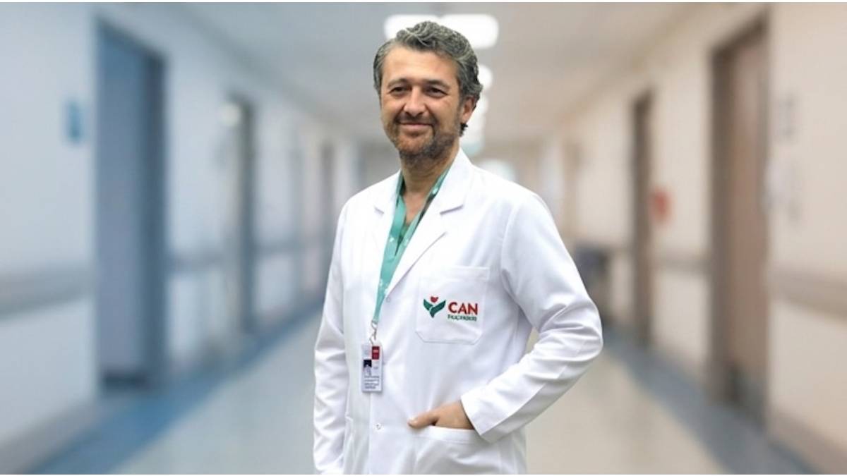Doç. Dr. Şafak Öztürk: “Düzenli kontrol, meme sağlığında büyük fark yaratabilir”