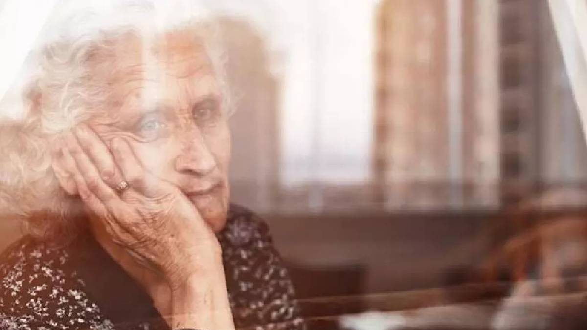 Yalnız yaşayanlarda Alzheimer riski daha yüksek çıktı