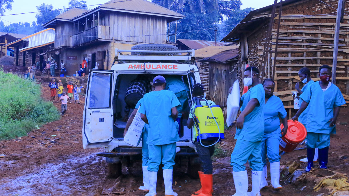 Ebola'nın Merkez Üssünde endişelendiren gelişme: Salgın kontrolden çıktı