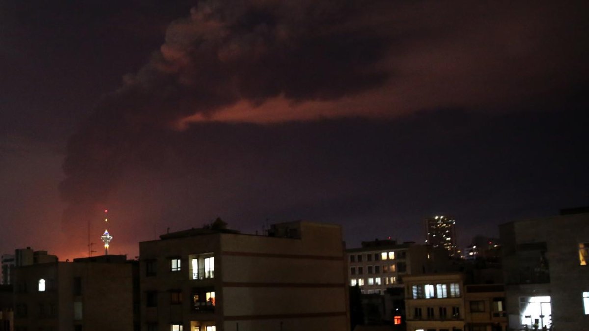 ABD’den İran’a yeni saldırı: Goruk ve Keşm adaları vuruldu