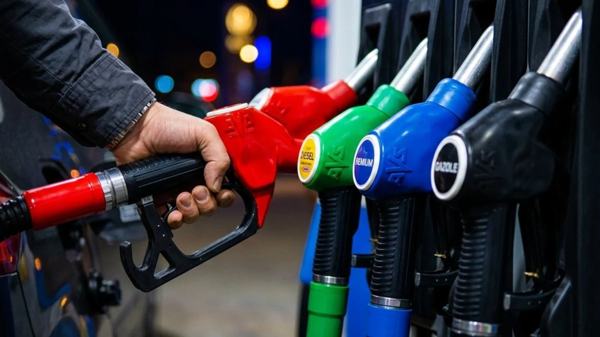 Benzin ve motorine indirim geliyor: Bugünden itibaren geçerli olacak