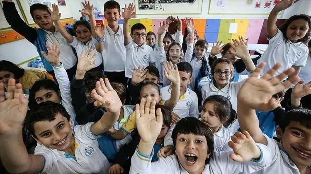 Okulların kapanmasına kaç gün kaldı, okulun son haftası yoklama alınacak mı?