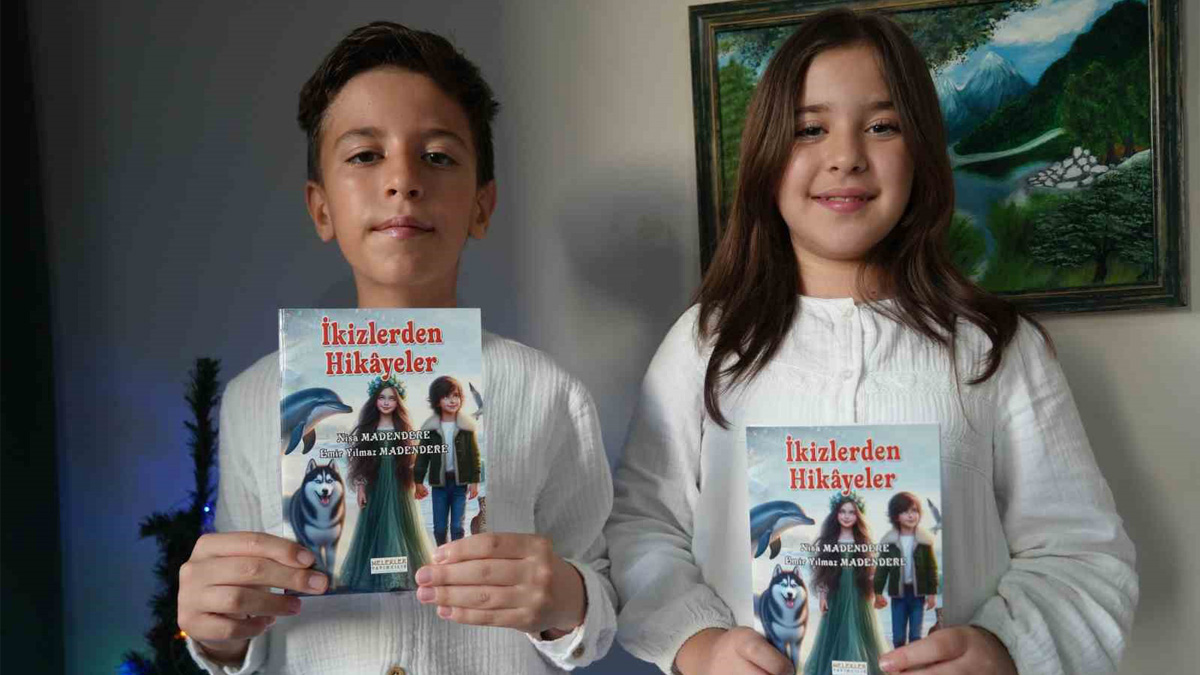 Akıllı telefon yerine kitap seçtiler: 10 yaşındaki ikizler 3 yılda 4 bin 800 kitap okuyup yazar oldu!