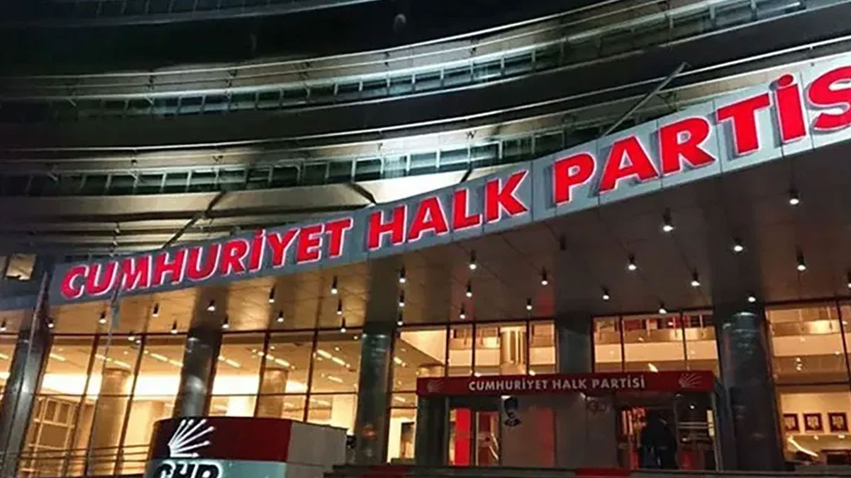 CHP’li 111 milletvekilinden olağanüstü kurultay çağrısı