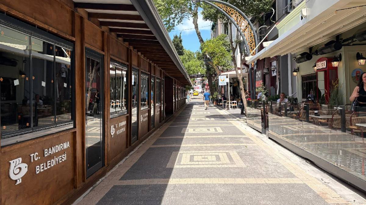 Başkan Mirza müjdeyi verdi: Bandırma’ya Sanat Sokağı!