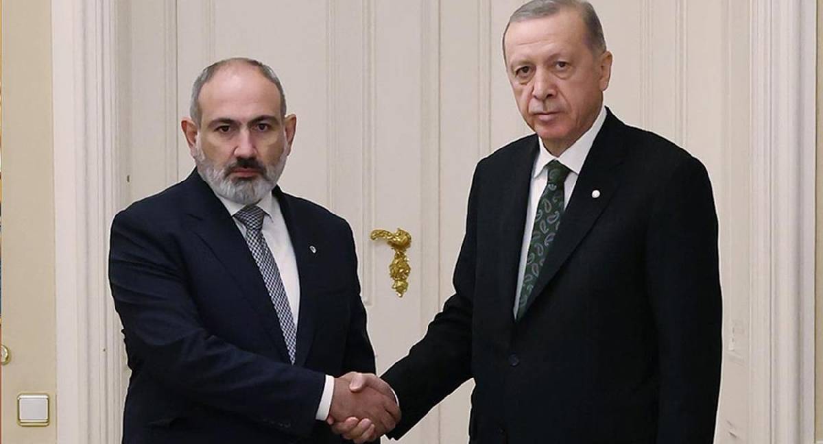 Erdoğan ile Paşinyan görüştü: Türkiye-Ermenistan normalleşme süreci ele alındı