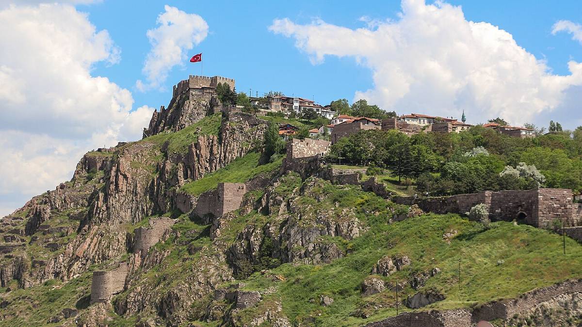 Ankara’nın göbeğinde zamana direnen tarih! Yeni düzenlemeyle gece ziyaretleri de mümkün