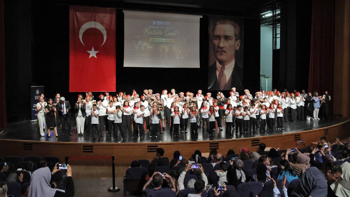 Büyükşehir’den ailelere özel sanat gecesi