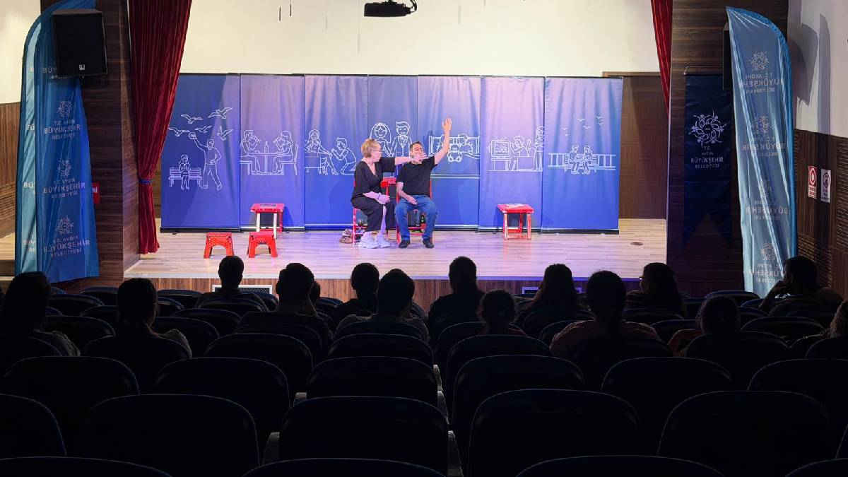 Aydın Büyükşehir, her yaştan vatandaşı kültür ve sanat etkinlikleri ile buluşturuyor