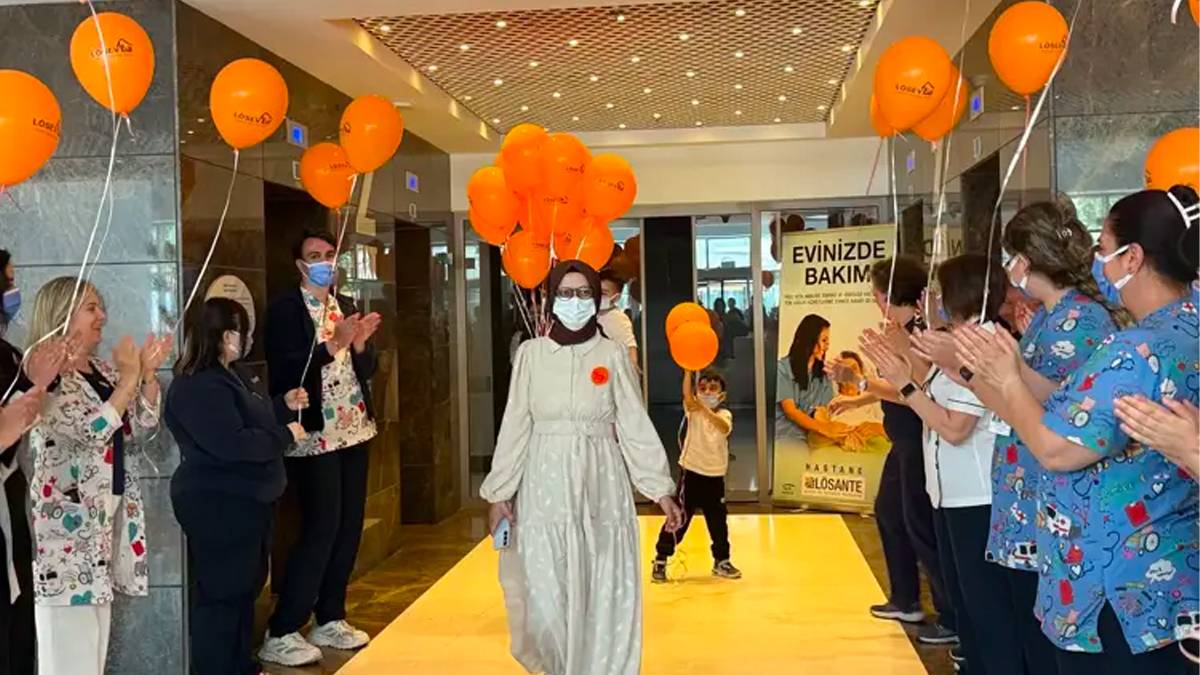 LÖSANTE'de başarılı ilik nakli: AML tanılı Hemşire Çito sağlığına kavuştu
