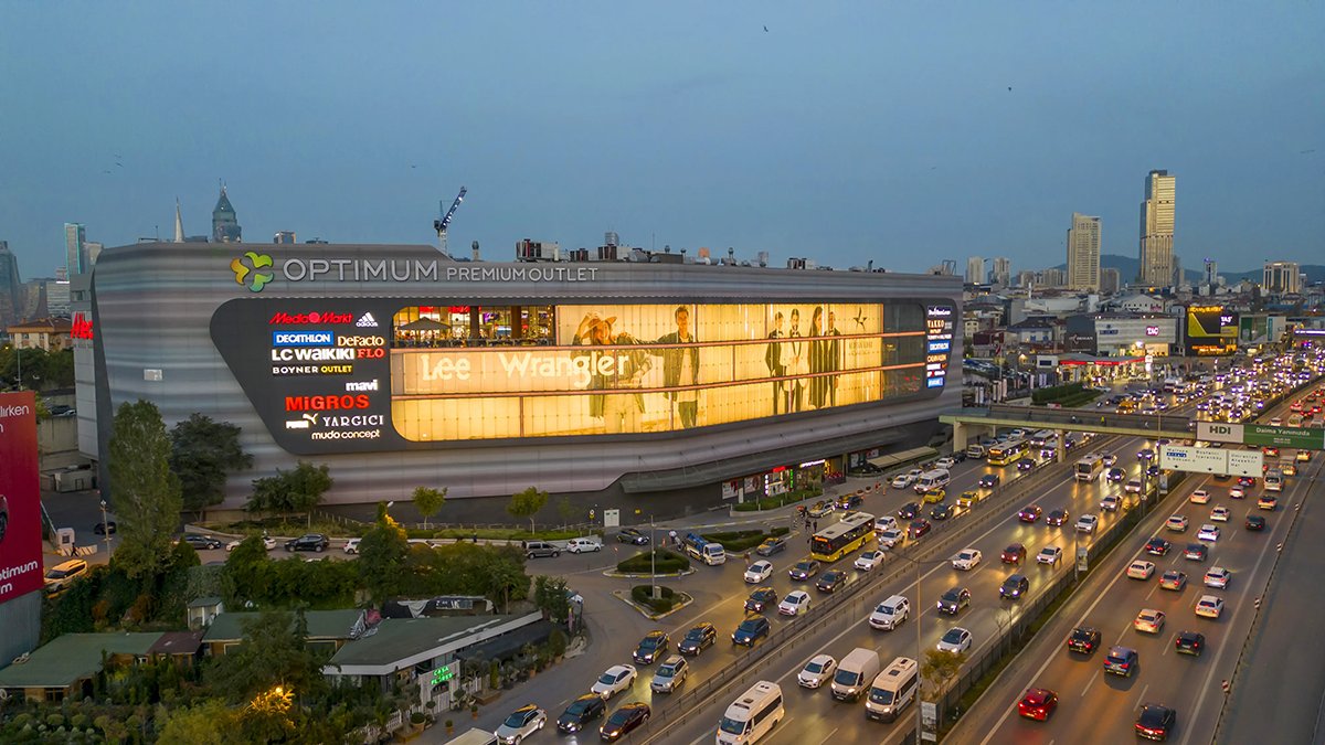 İstanbul'daki ünlü AVM'nin tamamı satıldı
