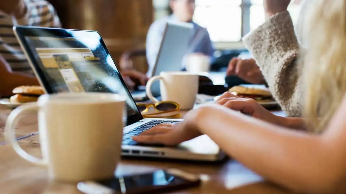 Kafelerde yeni uygulamalar: Laptop kısıtlaması, süreli Wi-Fi dönemi