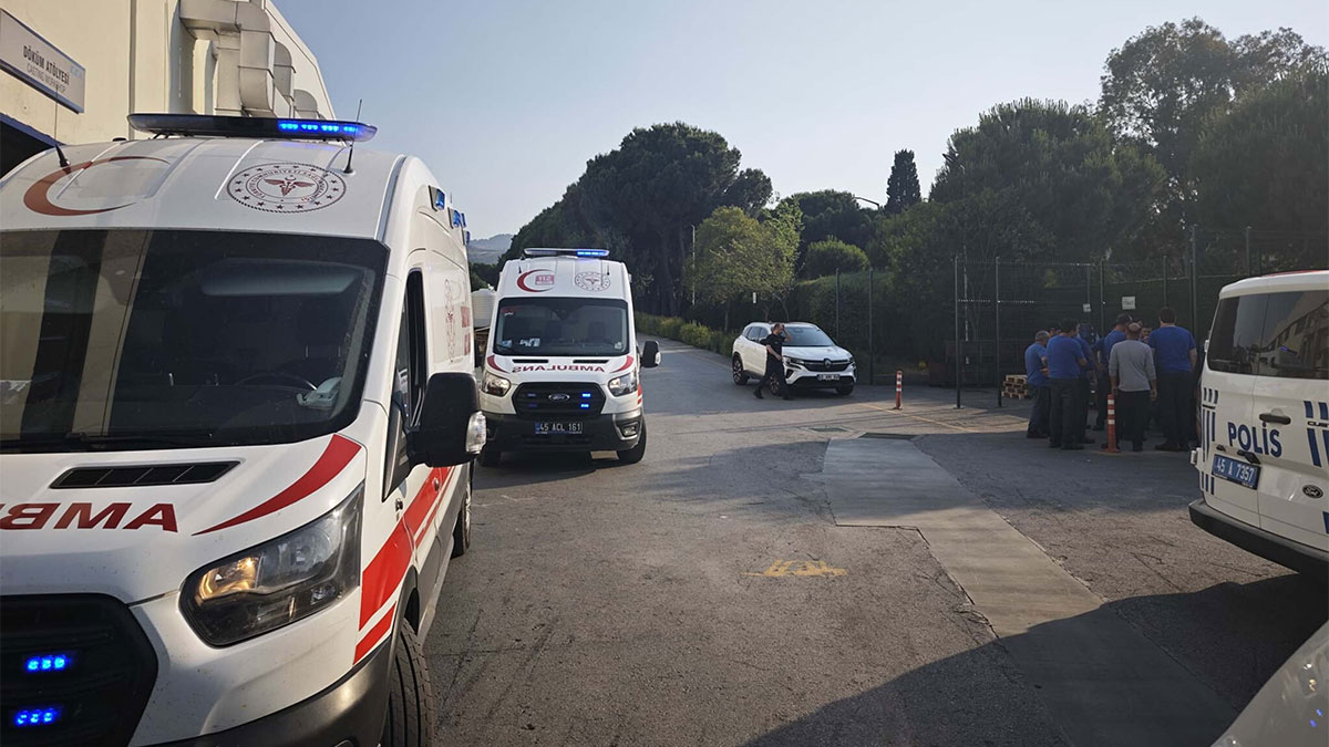 Manisa'da iş faciası! Döküm makinesine sıkışan işçi hayatını kaybetti
