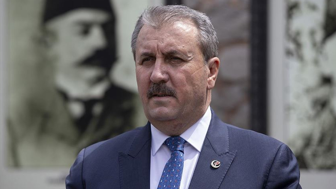 BBP'nin genel başkanlığına yeniden Mustafa Destici seçildi