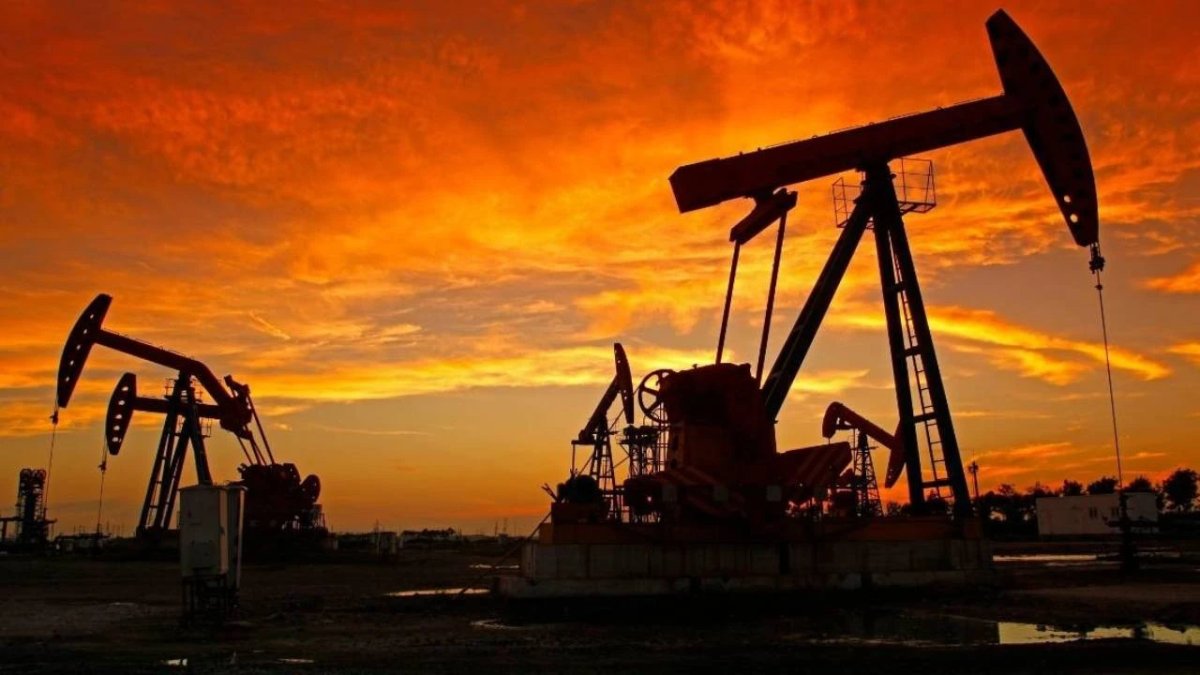 Orta Doğu’da çatışmalar yeniden başladı: brent petrol 100 dolar sınırında