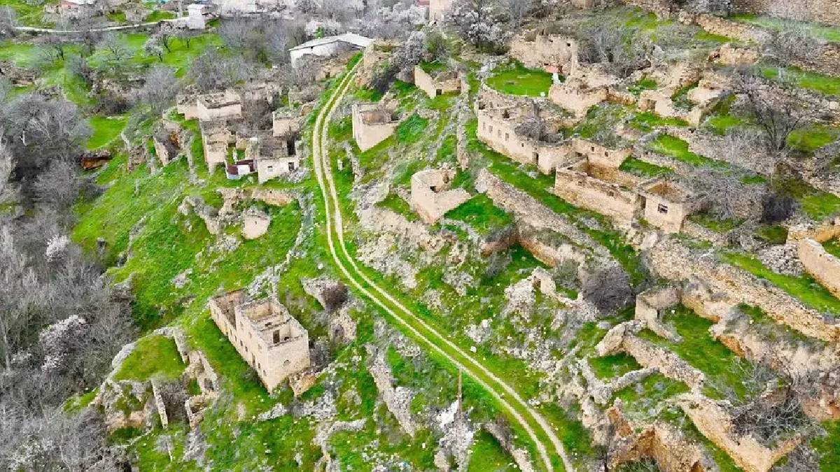 1993’te kaderine terk edildi! Karadeniz’in tarih saklı adresi