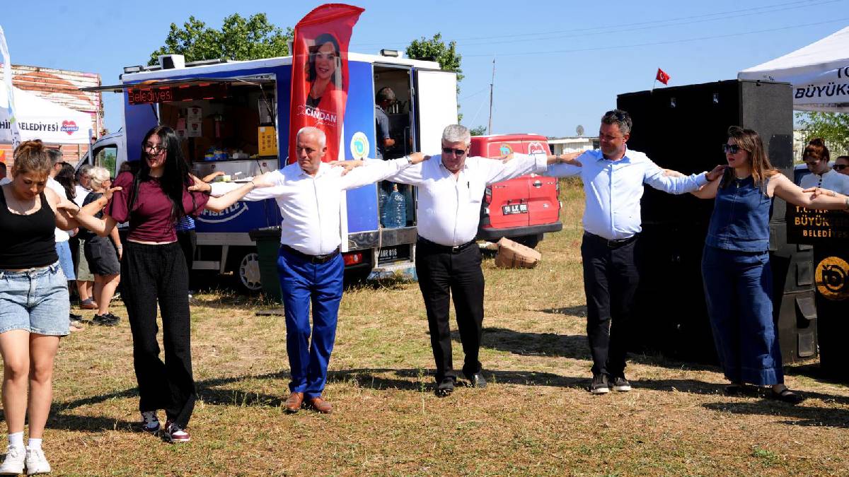 Başkan Sarıkurt, Şahpaz’ın Hıdrellez coşkusuna ort