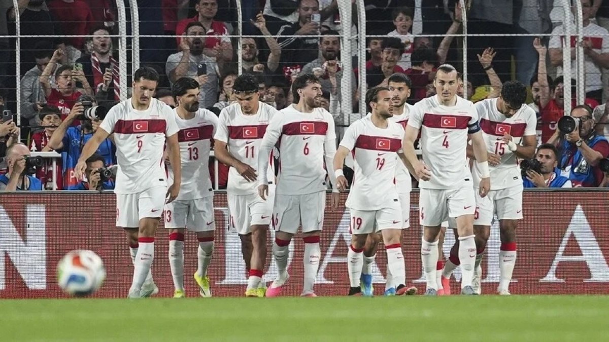 Uykusuz gecelere hazır olun: Türkiye'nin Dünya Kupası fikstürü ve yayınlanacağı kanal belli oldu!
