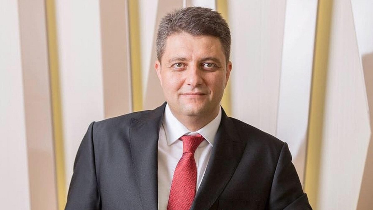 İYİ Parti'nin kurucu il başkanlarından Ersin Beyaz AK Parti'ye katıldı