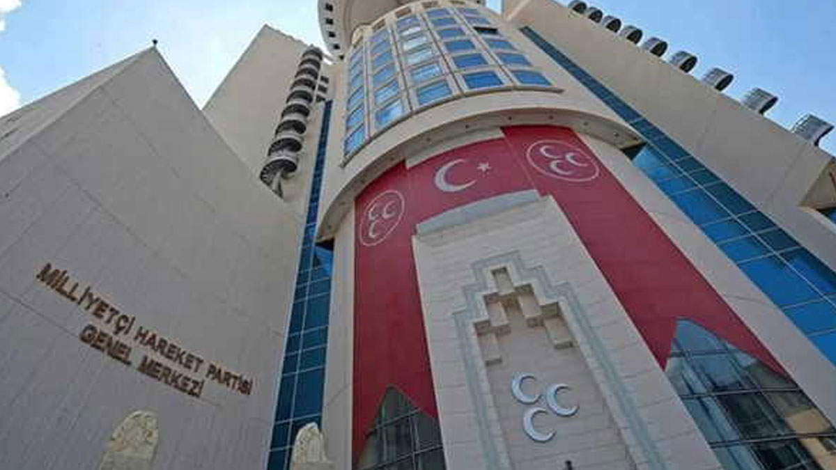 MHP’de fesih dalgası büyüyor: Manisa İl Teşkilatı da kapatıldı