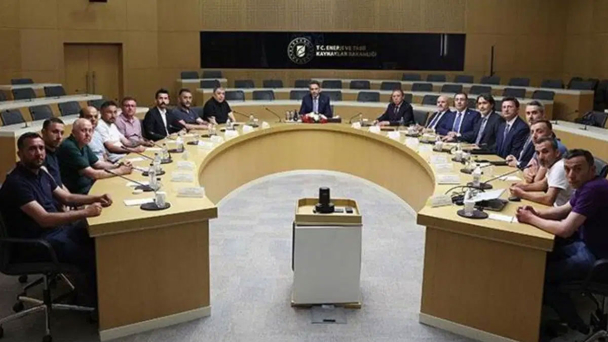 Doruk Maden işçileri Bakan Bayraktar ile görüştü