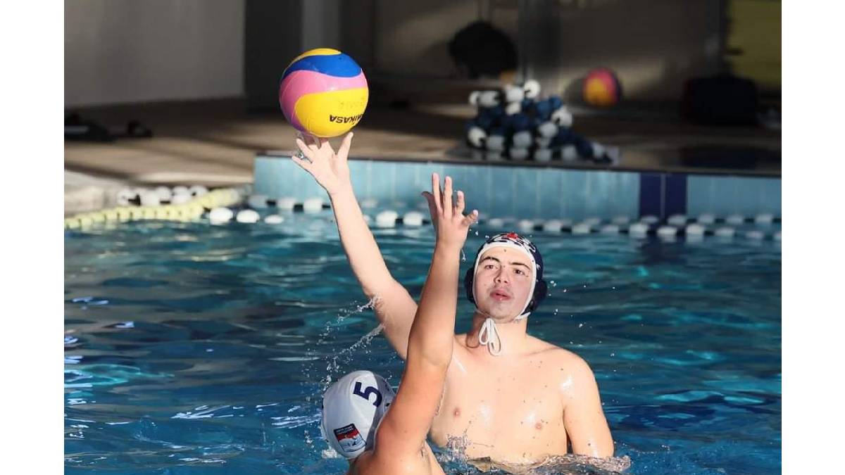 Milli takım yolunda zorlu sınav: 16 yaşındaki milli sutopu sporcusu kemik tümörü nedeniyle kariyerine ara verdi