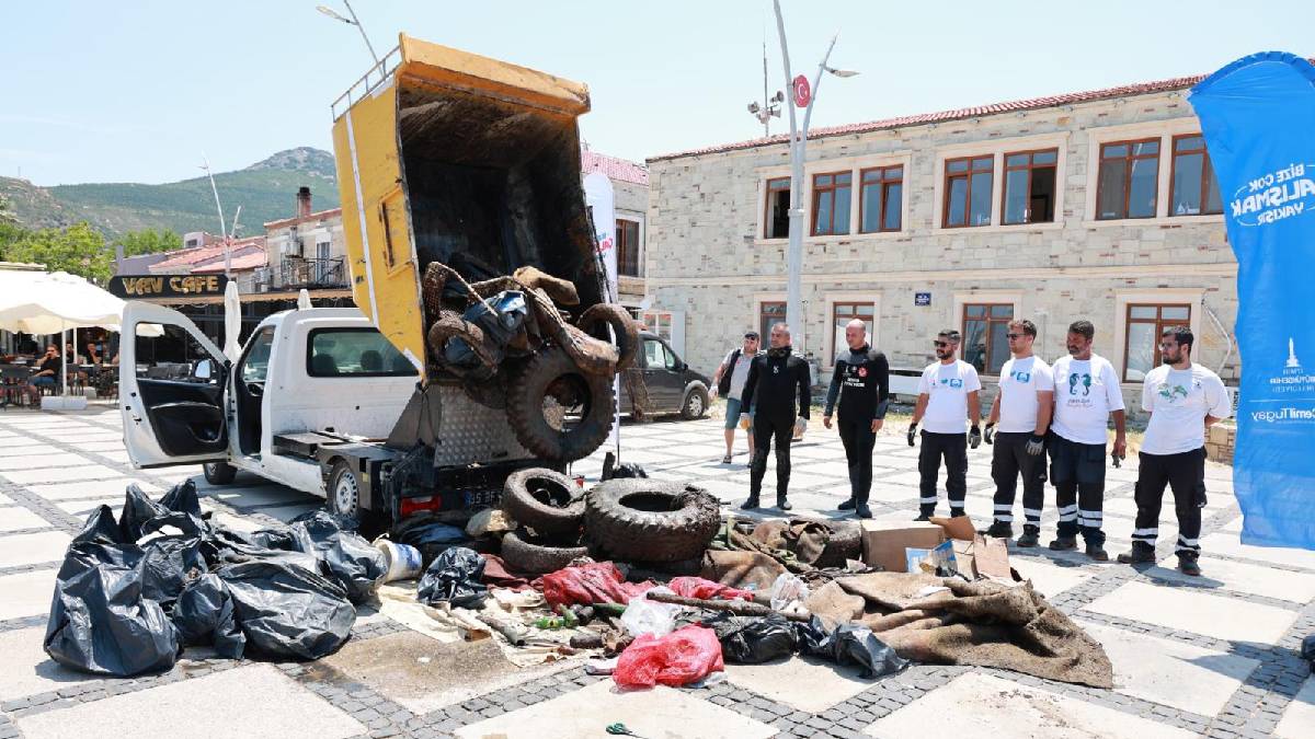 Yeni Foça’da denizden çıkanlar şaşırttı