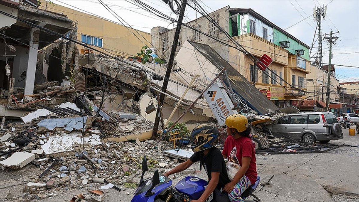 Filipinler’de can kaybı 47’ye yükseldi