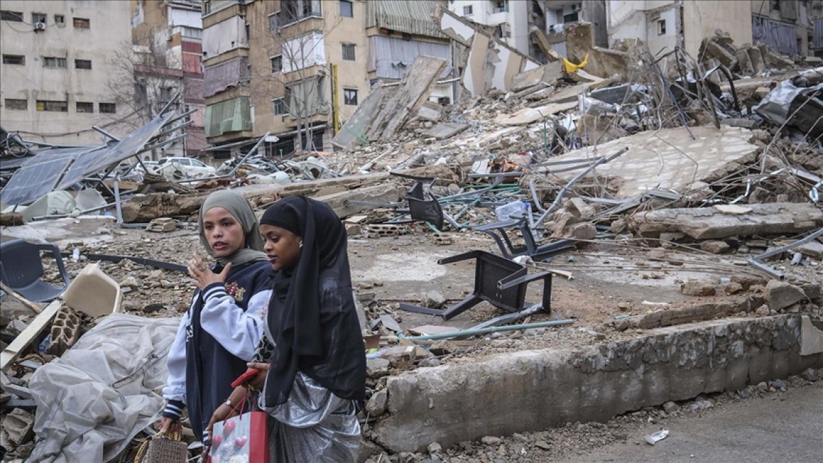 Lübnan'da can kaybı 3 Bin 711'e yükseldi